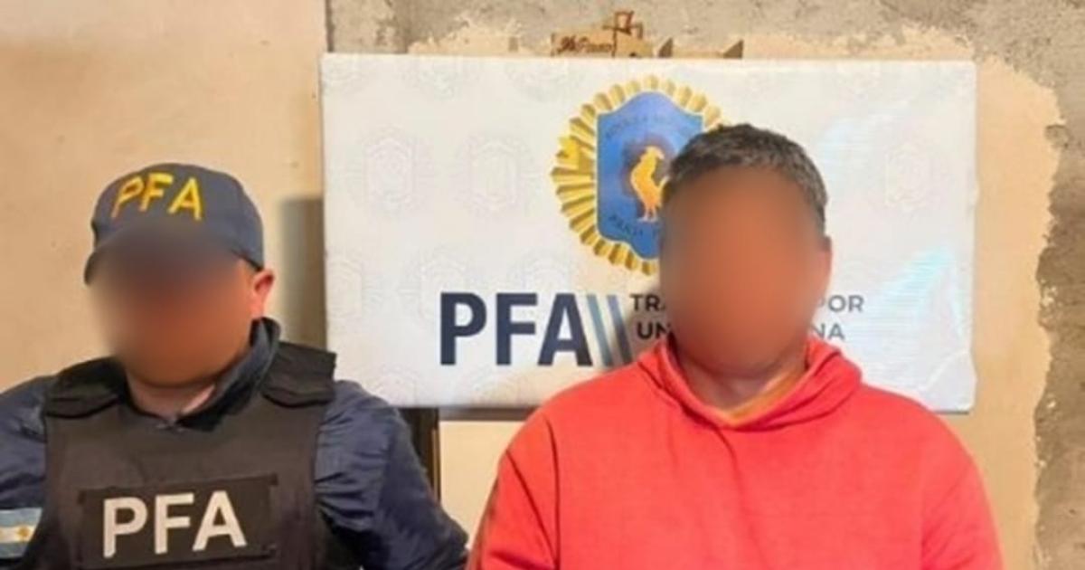 Asiacute cayoacute la organizacioacuten que abasteciacutea de droga a cinco barrios de la Capital los detenidos seraacuten indagados en la proacutexima semana