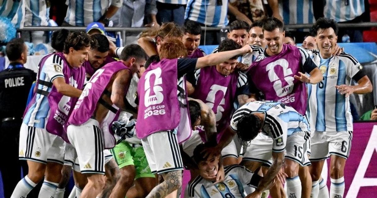 Argentina sufrioacute ganoacute en el suplementario y estaacute en semifinales- el mieacutercoles va contra Inglaterra