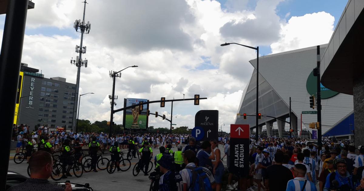 FOTOS EL LIBERAL en el Mundial- asiacute se vive la previa de Argentina e Inglaterra en Atlanta