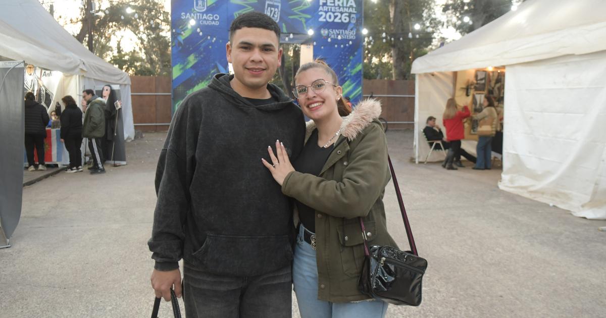 PASEO POR LA FERIA ARTESANAL