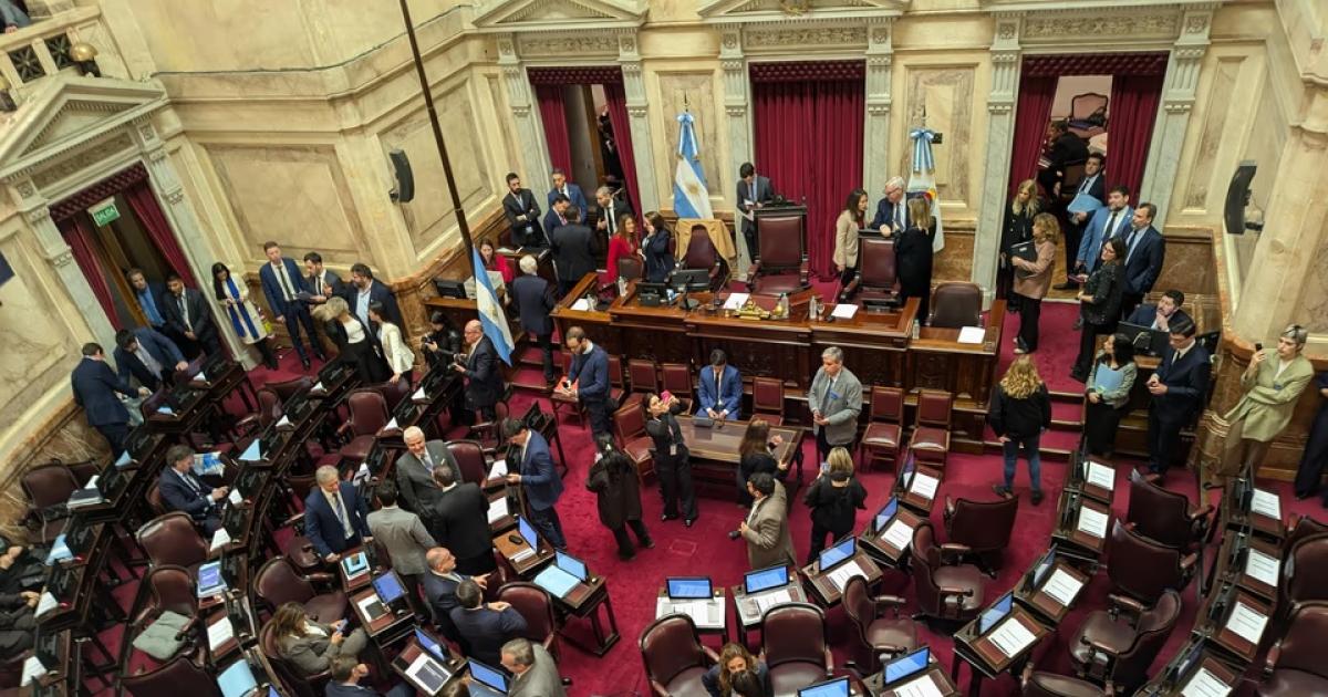 EN VIVO El Senado inicioacute la sesioacuten con dudas en el proyecto de Propiedad Privada con el quoacuterum justo