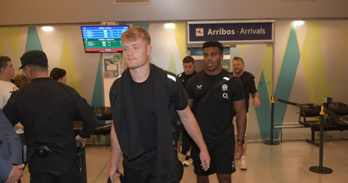 Inglaterra ya estaacute en Santiago- el seleccionado de la Rosa arriboacute para enfrentar a Los Pumas en el Madre de Ciudades