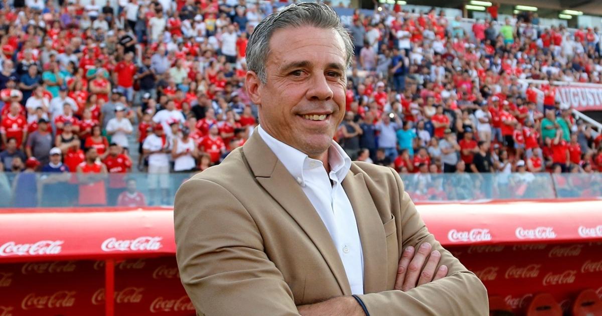 Sorpresa en Central Coacuterdoba- Lucas Pusineri renuncioacute y dejoacute de ser el director teacutecnico