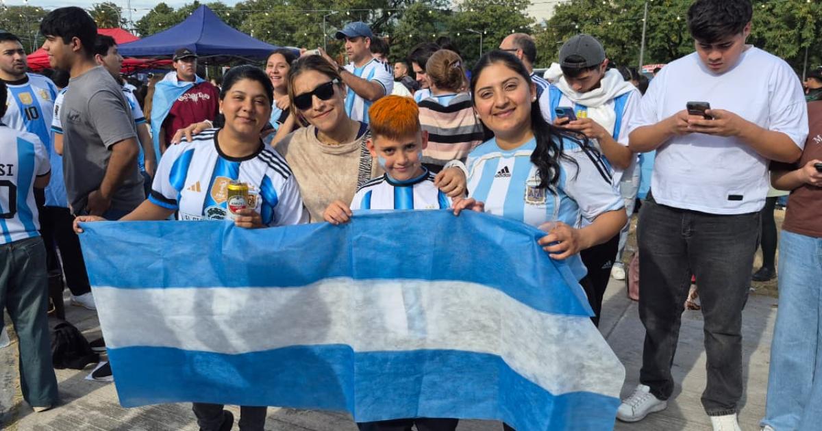 ALIENTO SANTIAGUENtildeO PARA LA SELECCIOacuteN