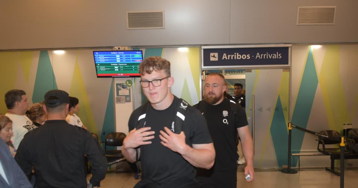 Inglaterra ya estaacute en Santiago- el seleccionado de la Rosa arriboacute para enfrentar a Los Pumas en el Madre de Ciudades