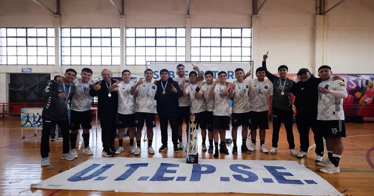 UTEPSE Handball Club se consagroacute campeoacuten nacional de handball