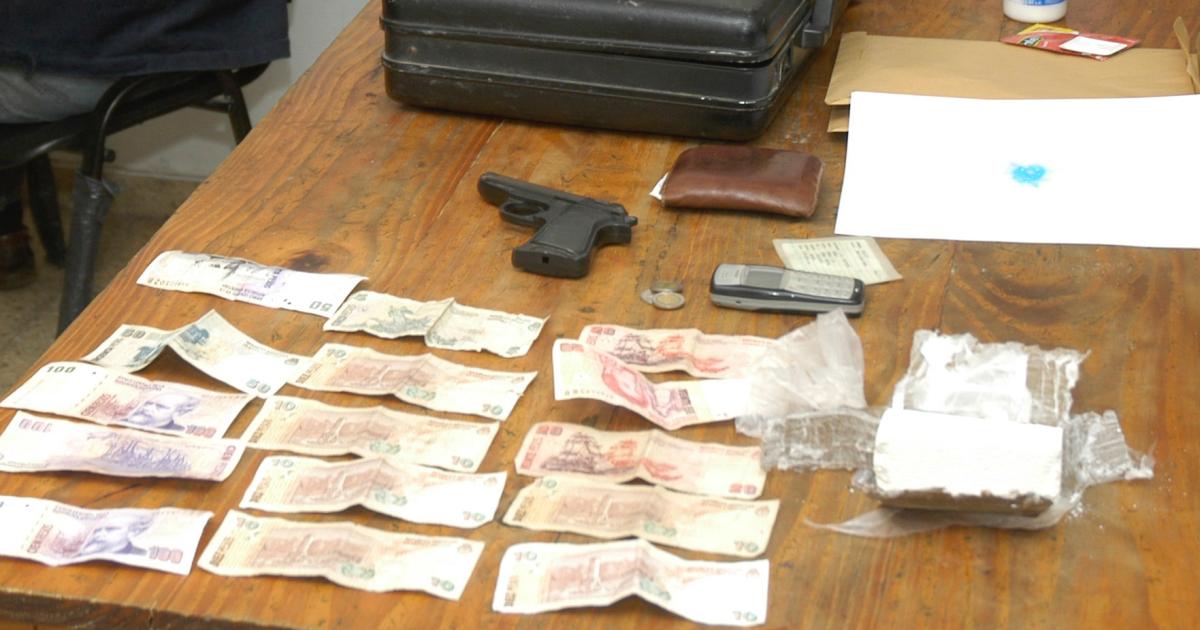 Detenidos cocaiacutena armas y maacutes de 6 M secuestrados