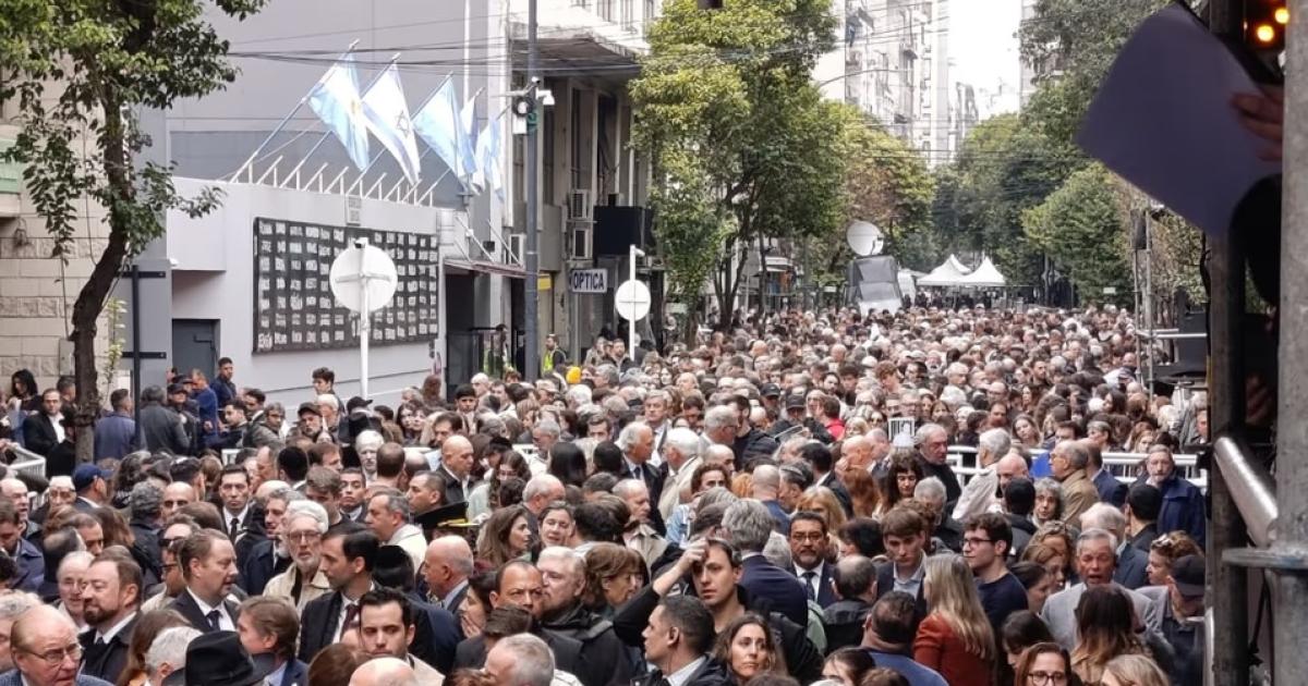 Fuerte reclamo de la AMIA a la Justicia por la causa- Es como si estuviese adormecida o cajoneada