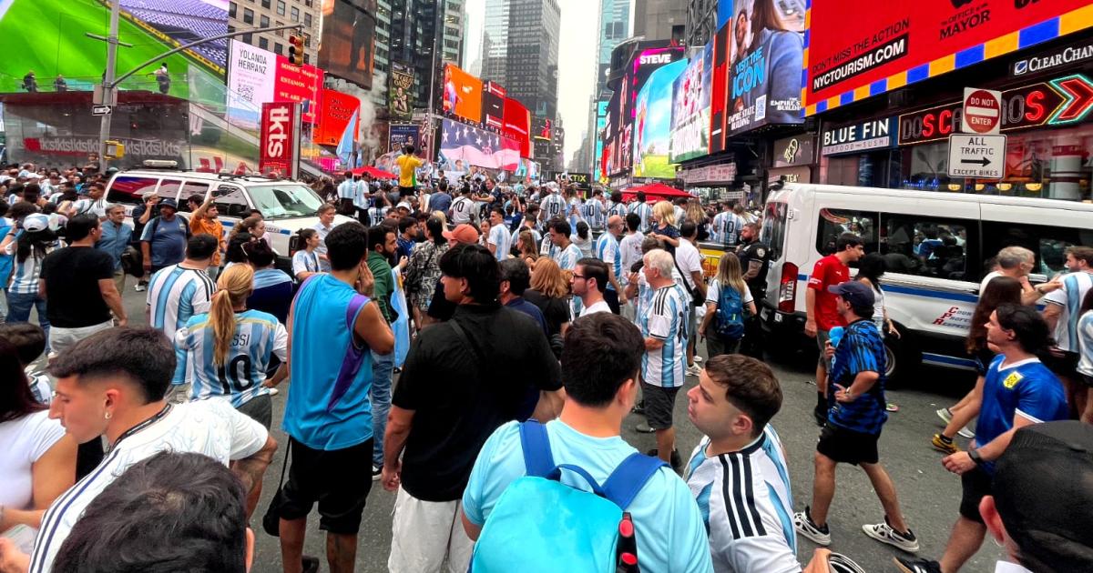 EL LIBERAL en el banderazo argentino en Nueva York