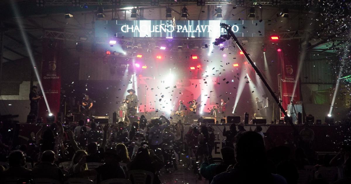 El Chaquentildeo Palavecino deslumbroacute en una multitudinaria segunda noche del Festival Nacional del Queso Copentildeo