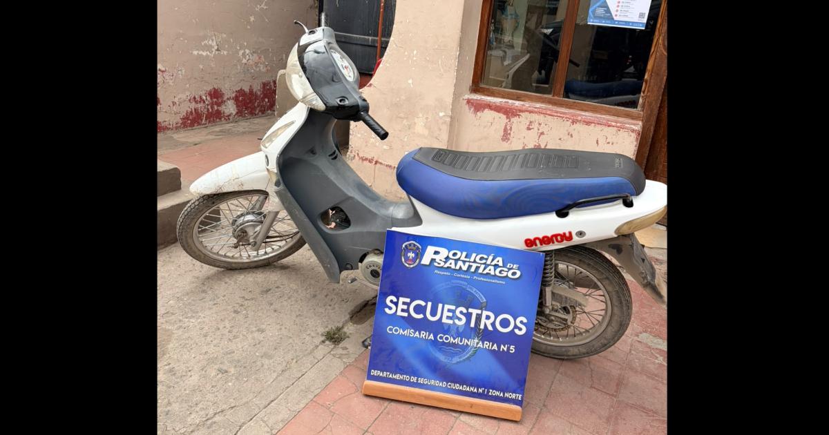 Le robaron la moto del patio de su casa y la Policiacutea la recuperoacute en pocas horas