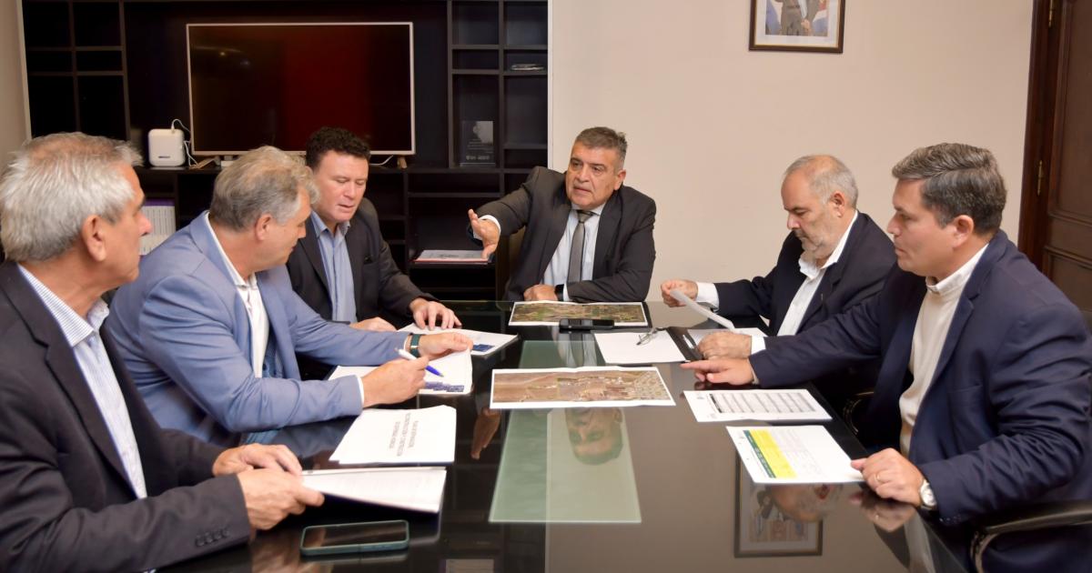 El Gobierno Provincial avanza con el plan de reparacioacuten reconstruccioacuten y construccioacuten de defensas hiacutedricas en todo el territorio santiaguentildeo