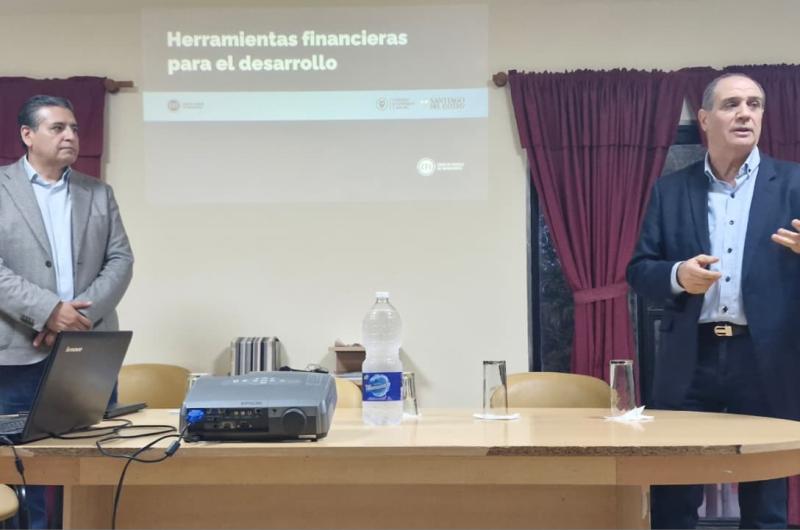 El Consejo Econoacutemico y Social presentoacute la Oferta de Creacuteditos del CFI en el sur santiaguentildeo