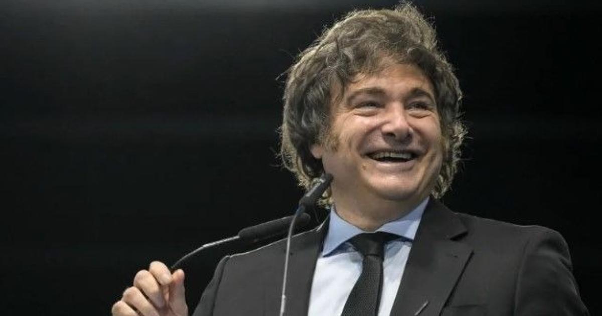 Javier Milei elogioacute a la Seleccioacuten argentina tras su regreso al paiacutes