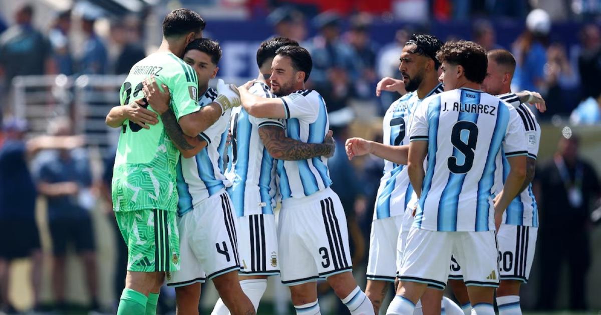 La carta de Esteban Bullrich con una dedicatoria a Messi- Hiciste mejor a quienes te rodeaban