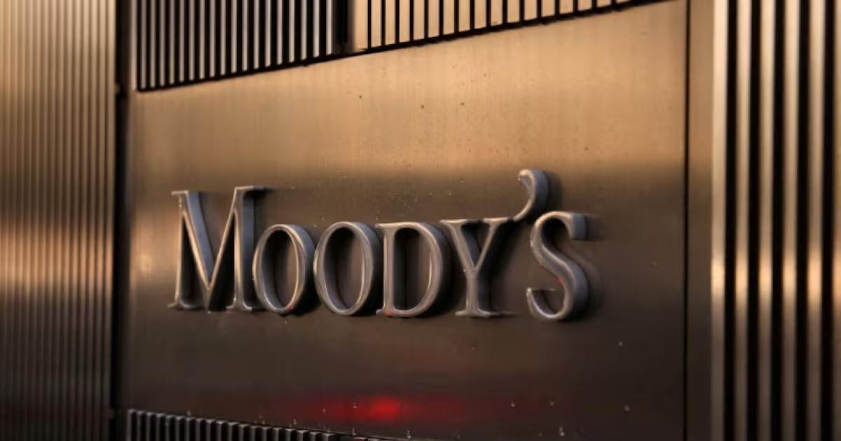 La agencia Moodys mejoroacute la calificacioacuten de Argentina- pasoacute a positivas las perspectivas del paiacutes