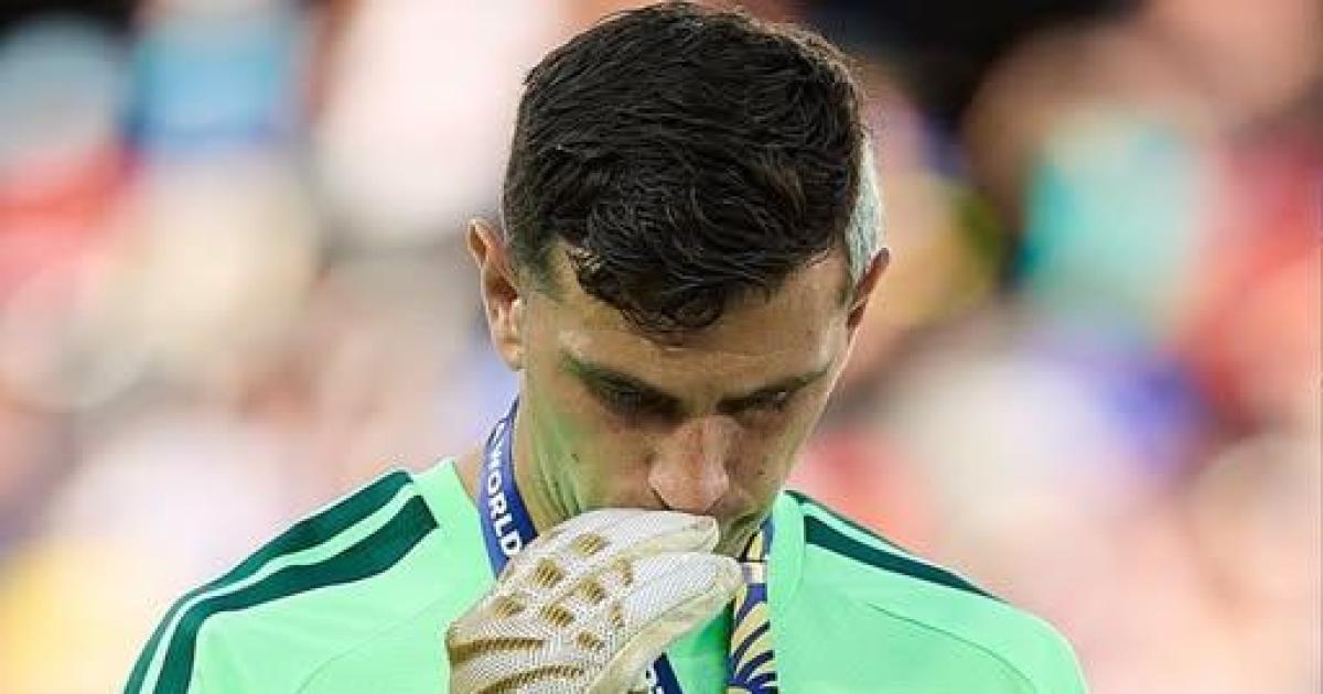 La Juve estaacute detraacutes del Dibu Martiacutenez