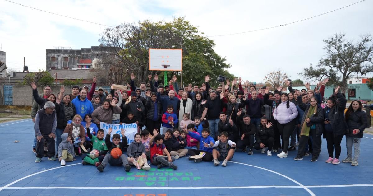 Mirolo y vecinos del Misky Mayu reacondicionaron cancha de baacutesquet