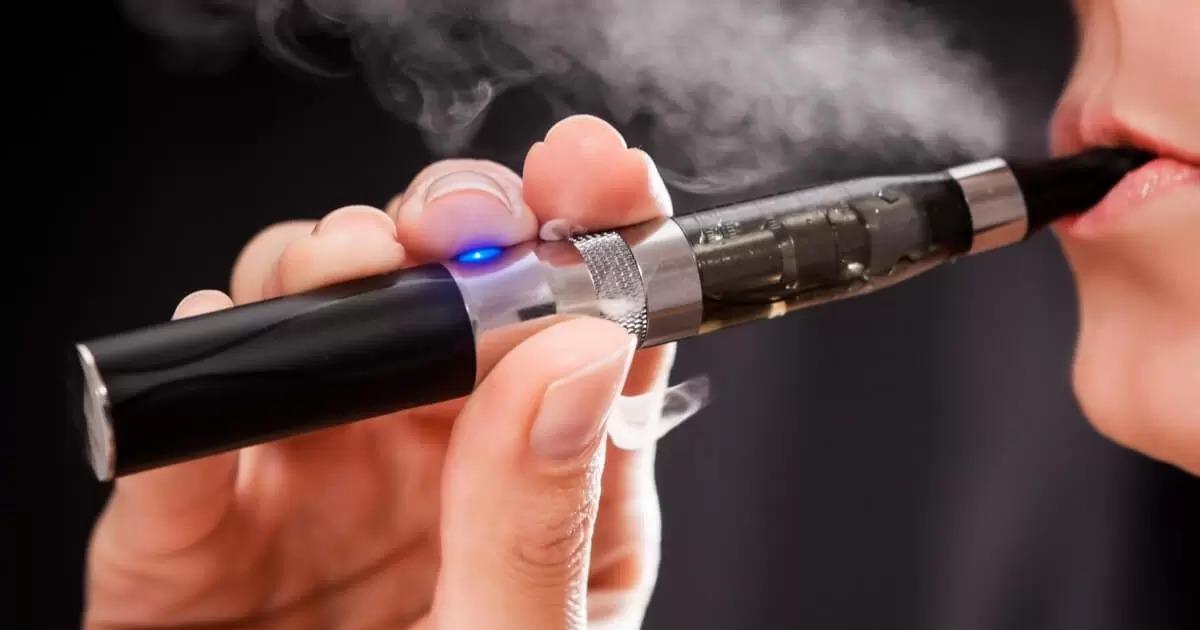 Analizan el uso de vapeadores electroacutenicos y su riesgo para la salud