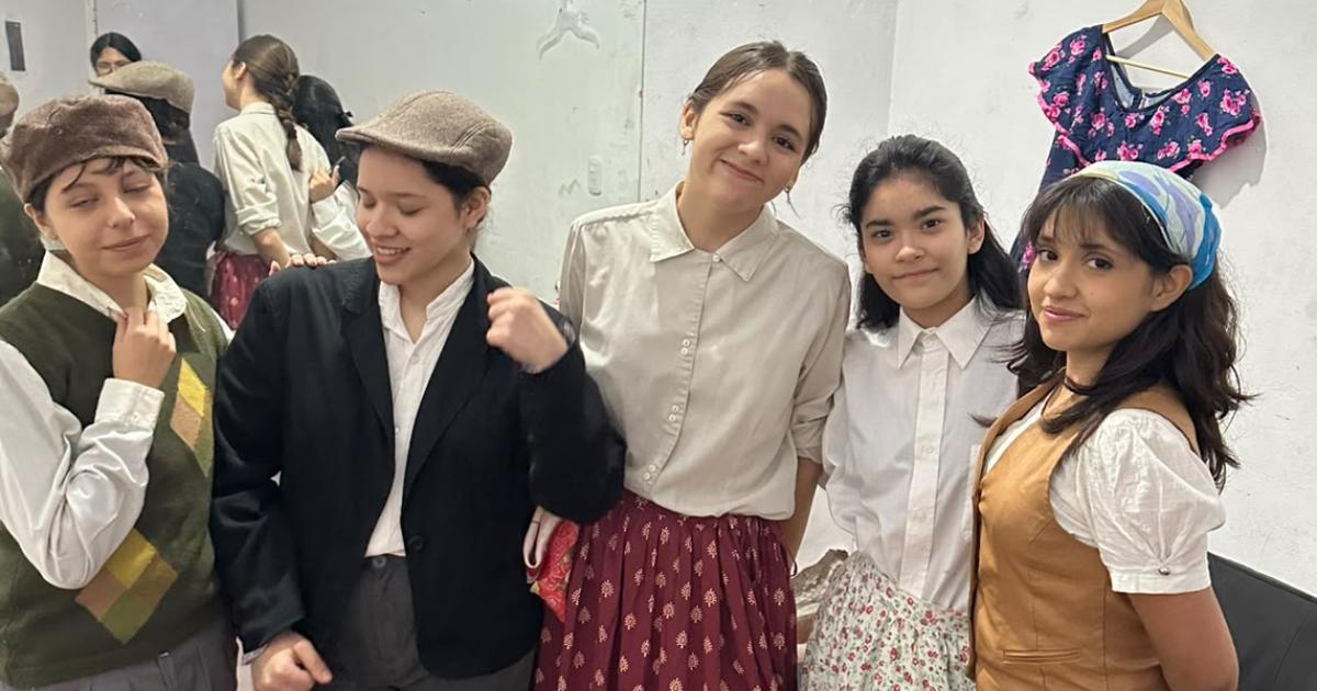 El Grupo Sumari representaraacute a Santiago del Estero en el Festival Internacional de Teatro Adolescente Vamos que Venimos