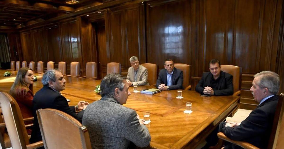 El gobernador Eliacuteas Suarez recibioacute al ministro de Produccioacuten de Chaco Oscar Pablo Dudik