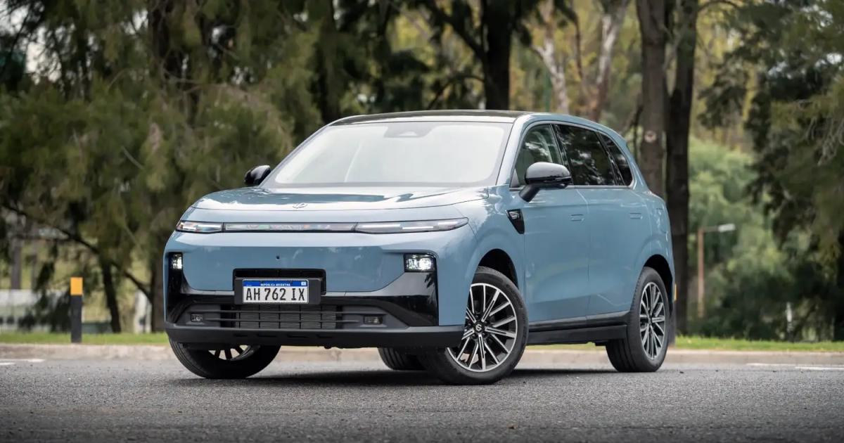 El B10 de Leapmotor un nuevo concepto de hibridacioacuten