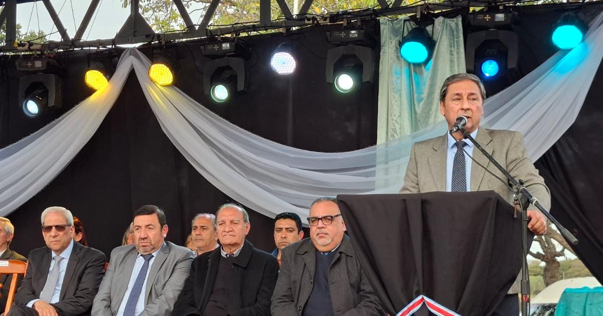 Silva Neder- En Santiago venimos construyendo un proyecto inclusivo pluralista que busca las mejores soluciones