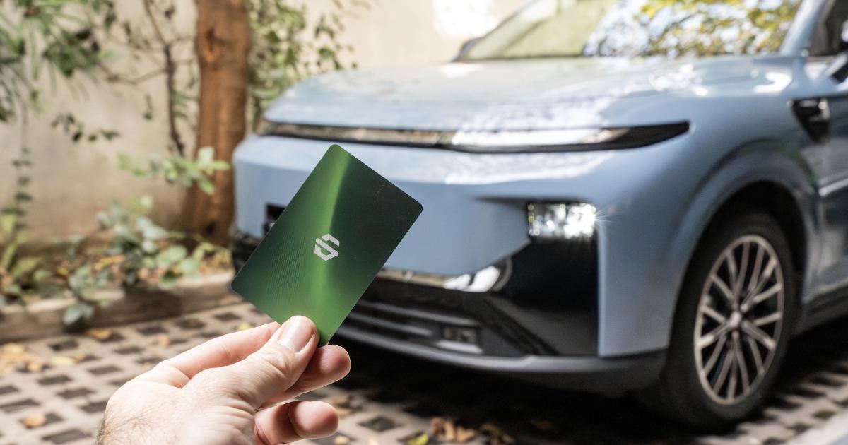 EL B10 DE LEAPMOTOR UN NUEVO CONCEPTO DE HIBRIDACIOacuteN