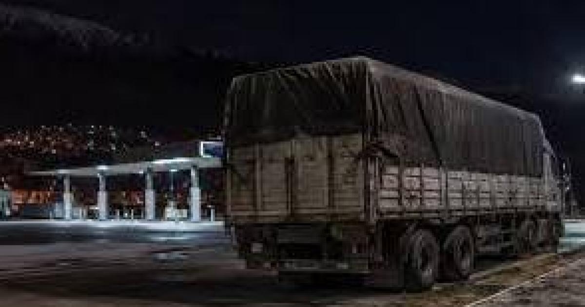 Tienden una trampa a un santiaguentildeo y le sustraen  3500000