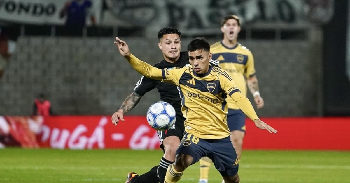 EN VIVO Deportivo Riestra se aprovecha de un Boca fraacutegil y golea