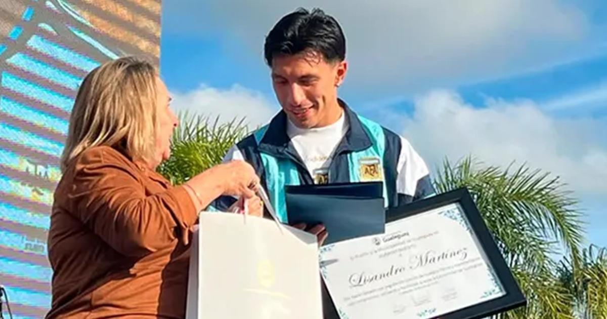 Lisandro Martiacutenez fue homenajeado en Gualeguay y dejoacute un emotivo mensaje tras el Mundial