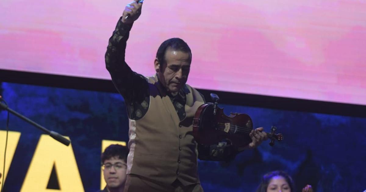 Con un histoacuterico marco en el Parque Aguirre se celebroacute el 473deg aniversario de Santiago del Estero 
