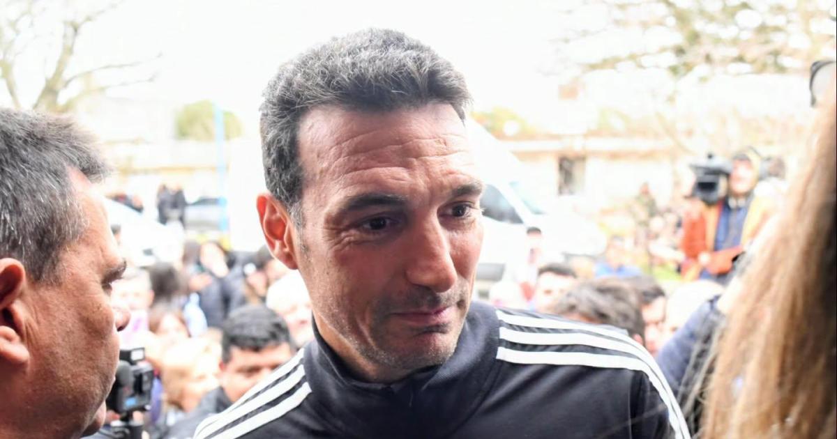 Scaloni- Lo siento por no haberles podido traer otra copa