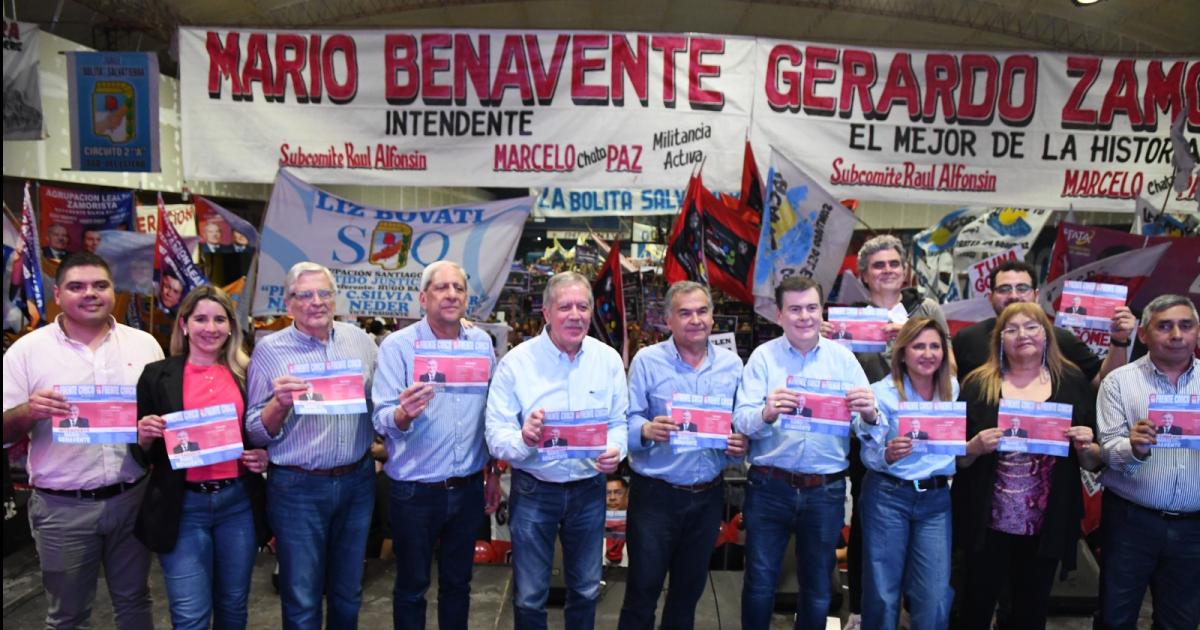 Mario Benavente recibioacute un fuerte respaldo del Frente Ciacutevico en dos multitudinarios plenarios