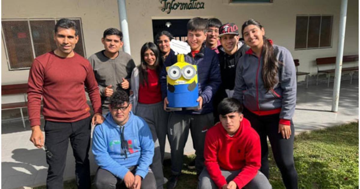 26ordm aniversario de la Asociacioacuten Nintildeos por un Mundo Mejor