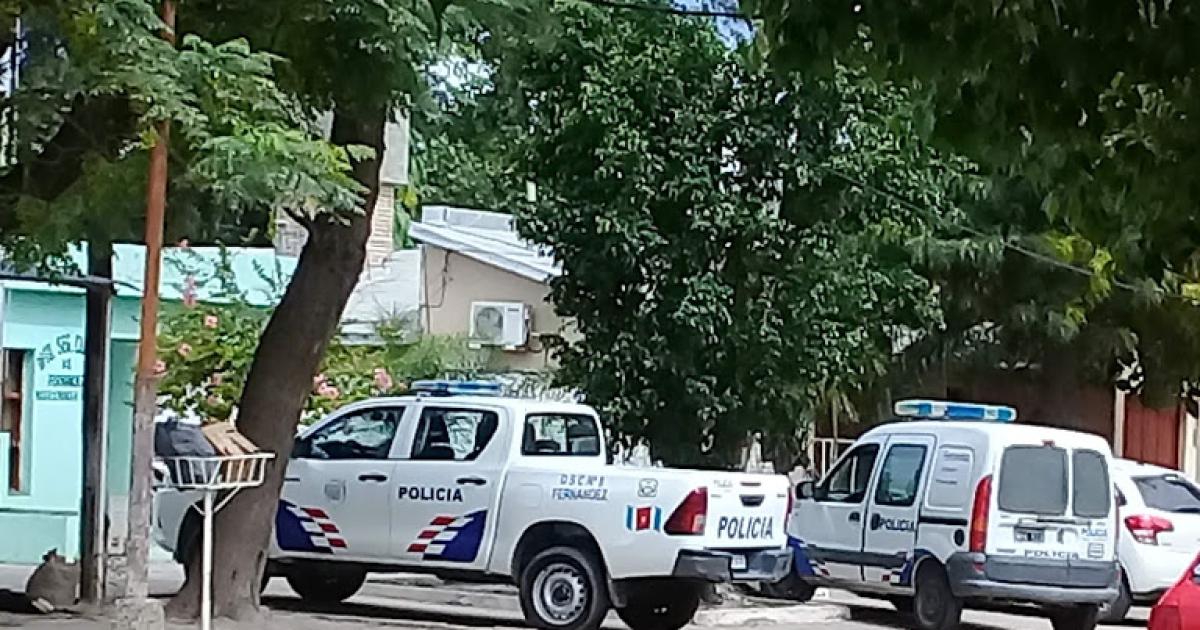 Buscan a un hombre que atacoacute con una honda y escapoacute dejando su motocicleta 