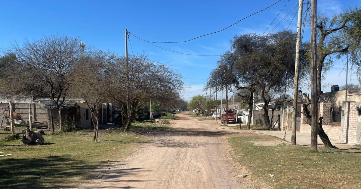 Sangriento crimen- un joven fue ejecutado a quemarropa desde el interior de un automoacutevil