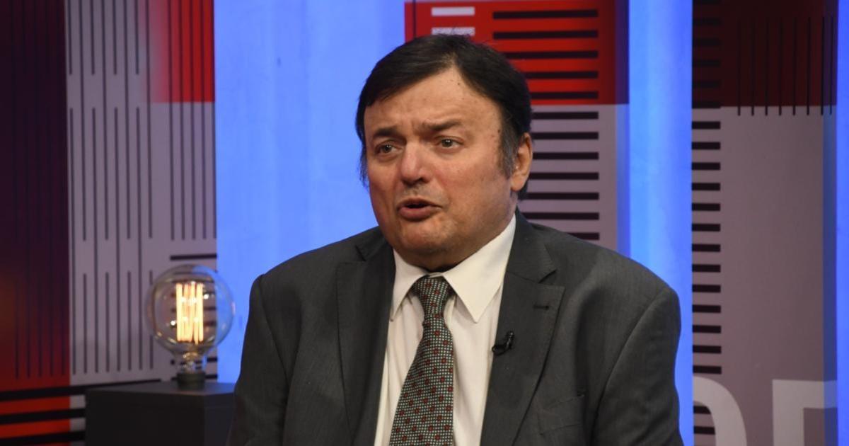 El Gobierno provincial informoacute sobre el estado de salud del ministro de Economiacutea y garantizoacute la continuidad de la gestioacuten
