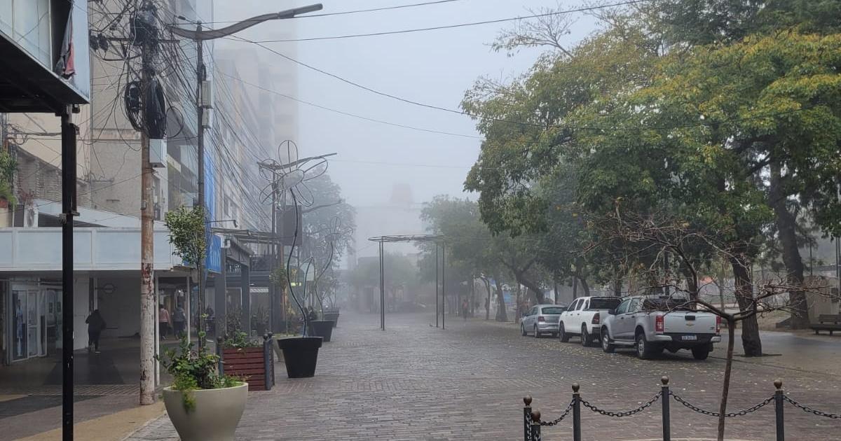 Una densa neblina cubrioacute gran parte de la ciudad de Santiago del Estero 