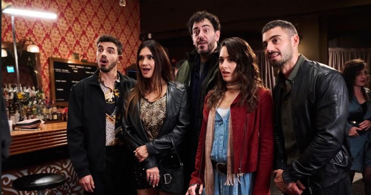 La ficcioacuten argentina pisa fuerte en Disney- desde Barassi a Occhiato