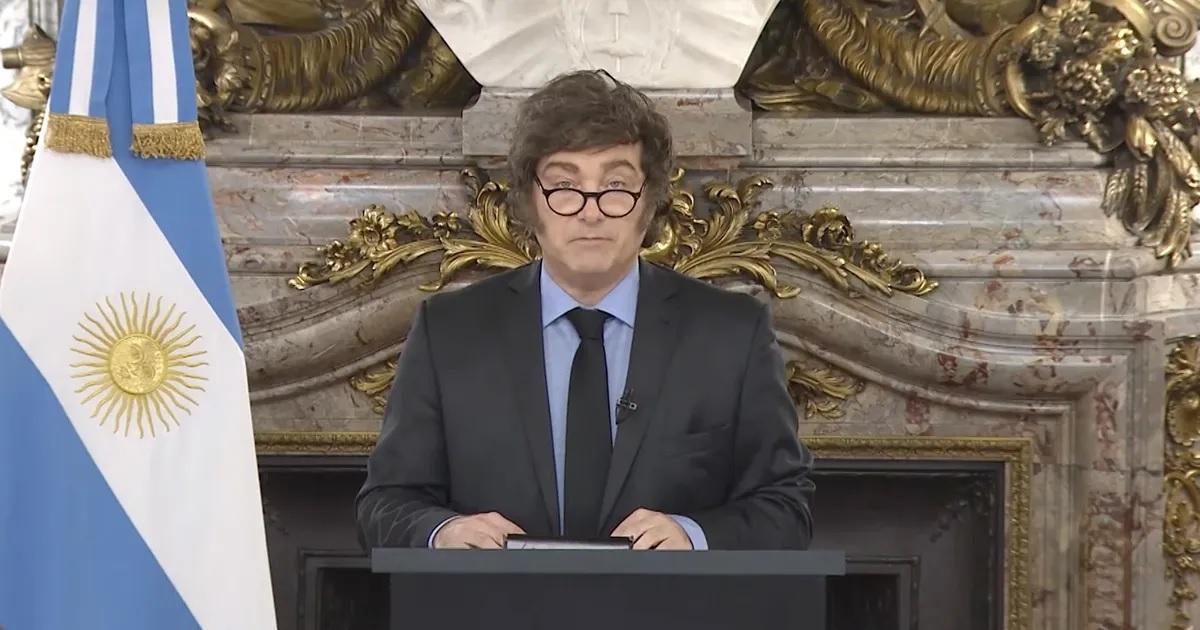 Corto y contundente- coacutemo y a queacute hora seraacute la Cadena Nacional de Javier Milei