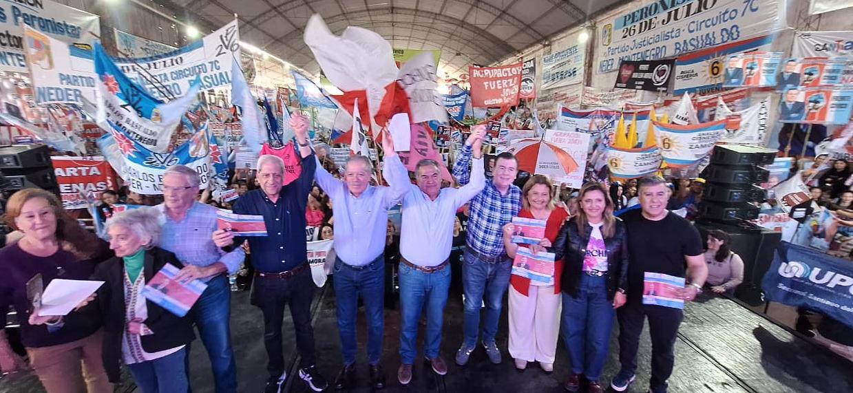 Mario Benavente recibi&oacute; un enorme respaldo en plenarios realizados en Villa Hortencia y en el Club del Maestro