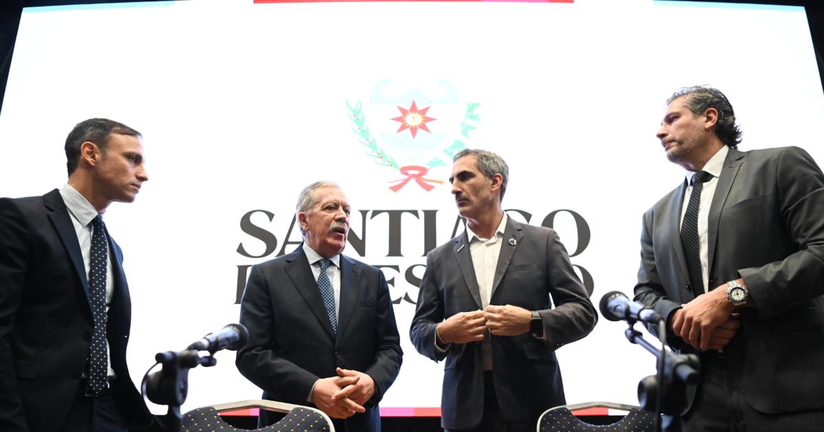 Suaacuterez participoacute del lanzamiento de JetSmart y la nueva ruta aeacuterea Santiago - Buenos Aires