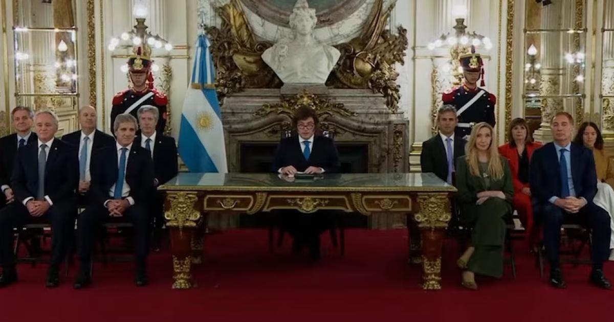 Milei presentoacute el proyecto de reforma de la Carta Orgaacutenica del Banco Central