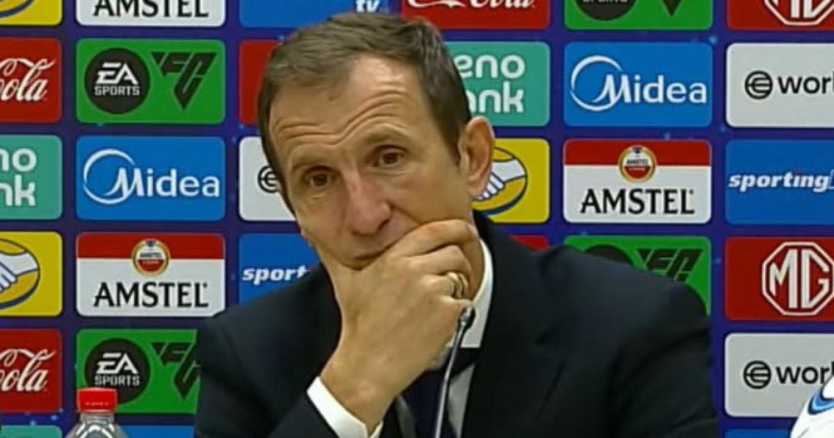 Arruabarrena molesto con el rendimiento de Boca