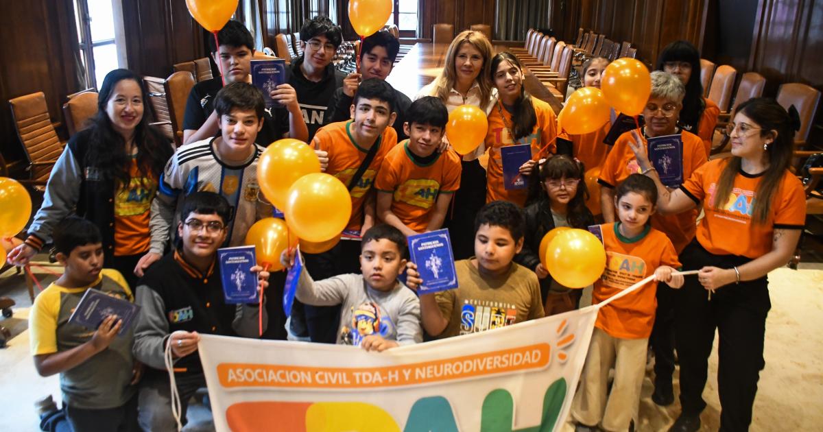 Matilde Omill recibioacute a integrantes de la organizacioacuten civil TDA-H y neurodiversidad