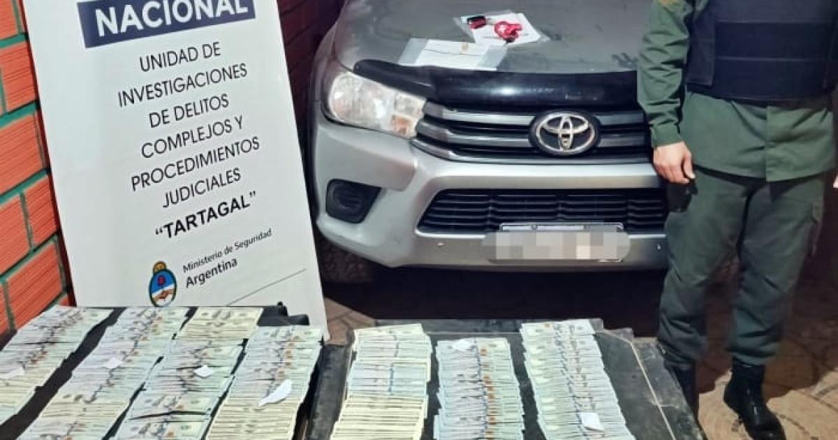 En Santiago cayoacute el cargamento con 446 kilos de cocaiacutena y en Salta hubo seis allanamientos
