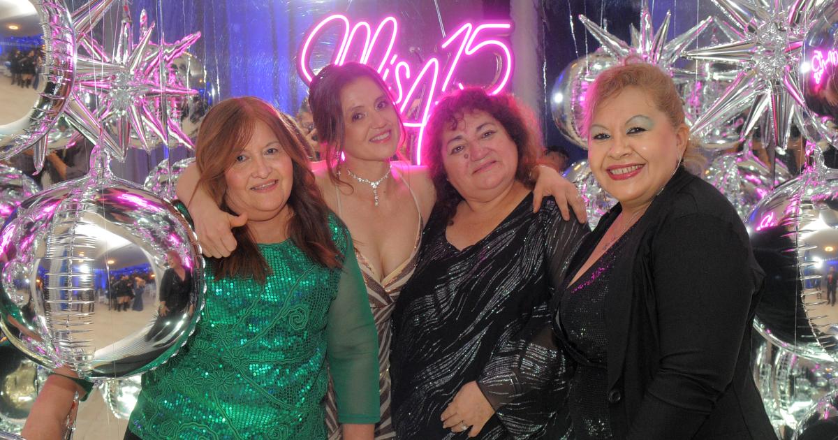 NOCHE SONtildeADA PARA VALENTINA