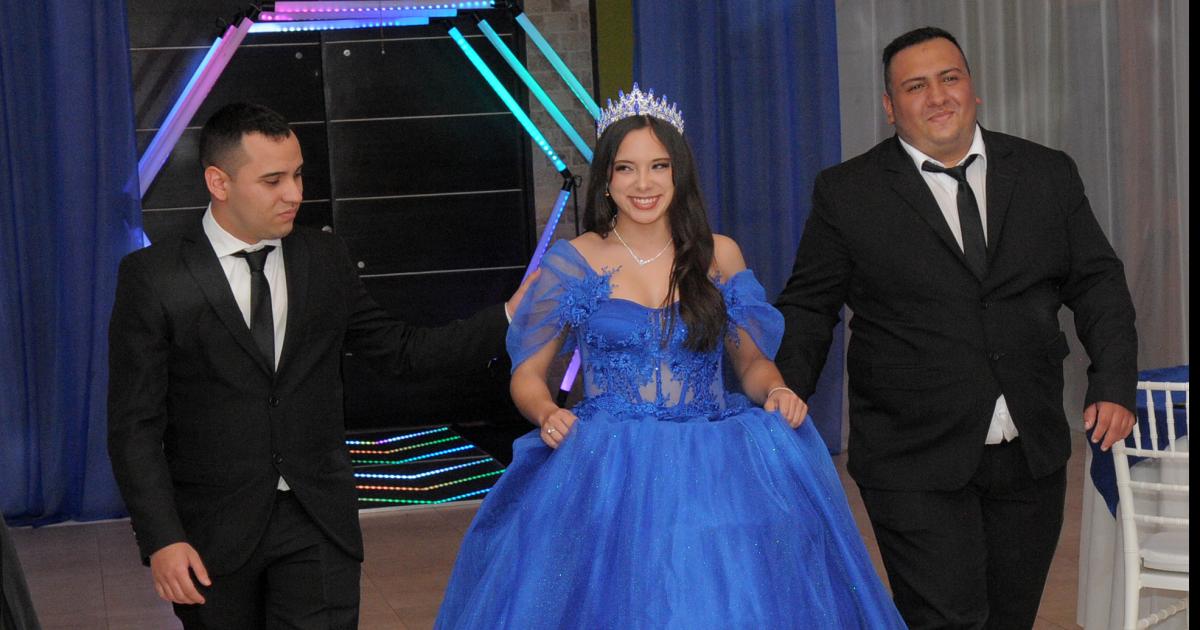 NOCHE SONtildeADA PARA VALENTINA