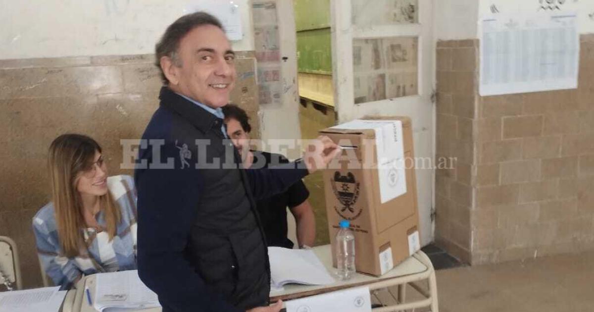 Tomaacutes Figueroa- Que concurran que voten que se apasionen por la ciudadaniacutea